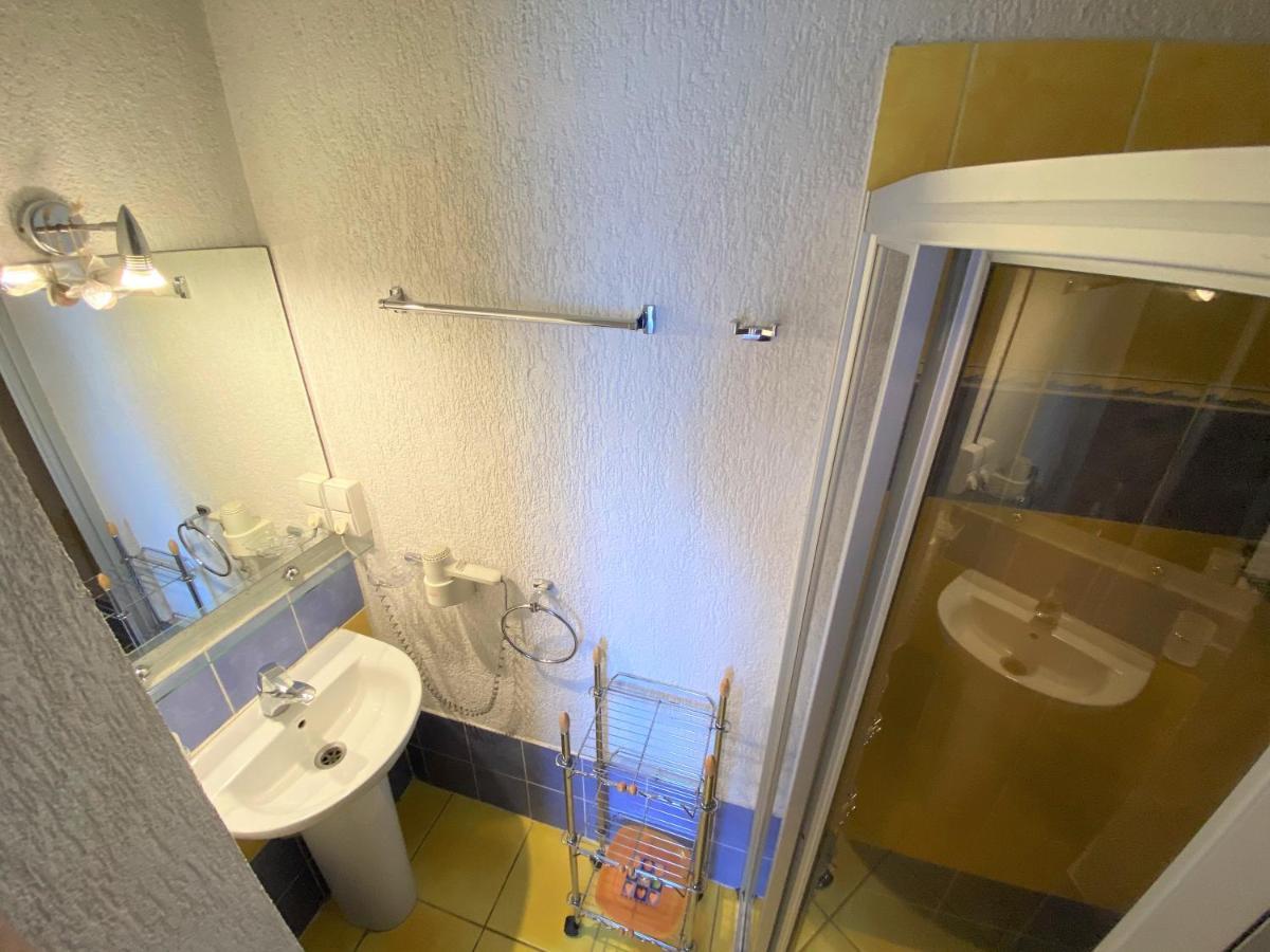 K8-5 Apartments نيدا المظهر الخارجي الصورة
